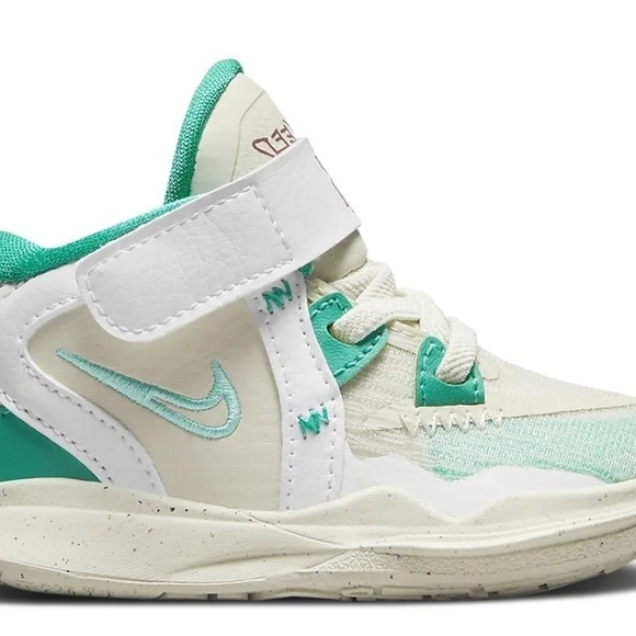 Nike Kyrie Infinity Toddler's shoes Brand New size 4C DD0333-002 - Picture 3 of 3